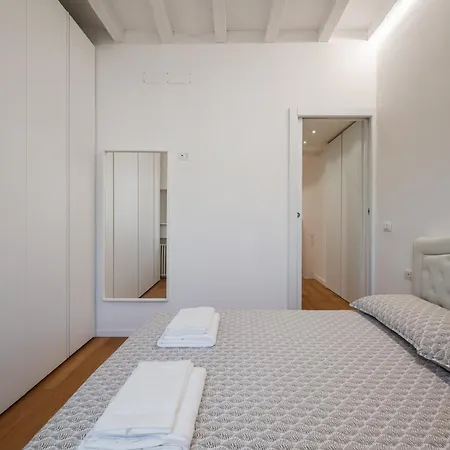Vivimihome - Navigli With Garage Milaan