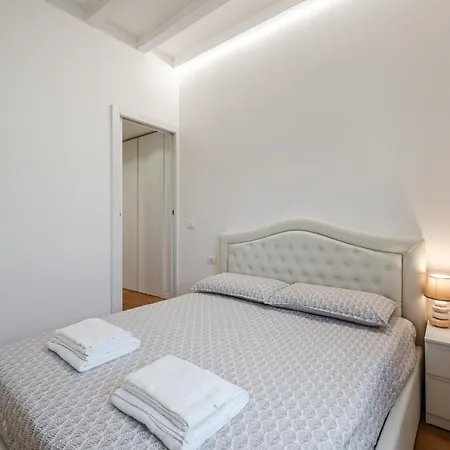 Apartment Vivimihome - Navigli With Garage